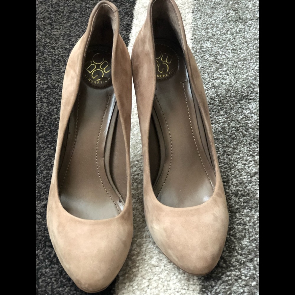 BCBGENERATION suede heels